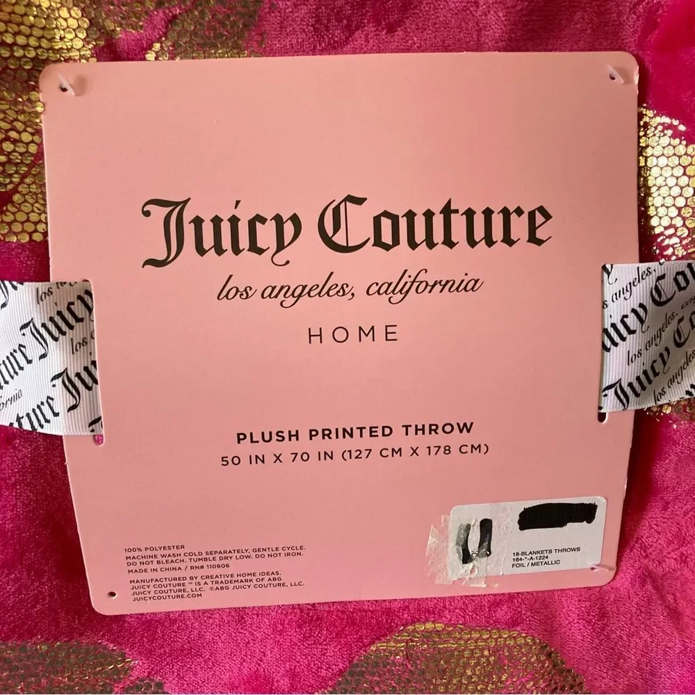 NWT Juicy Couture Pink Gold Metallic Lips Super Soft Throw Blanket 50”x70”